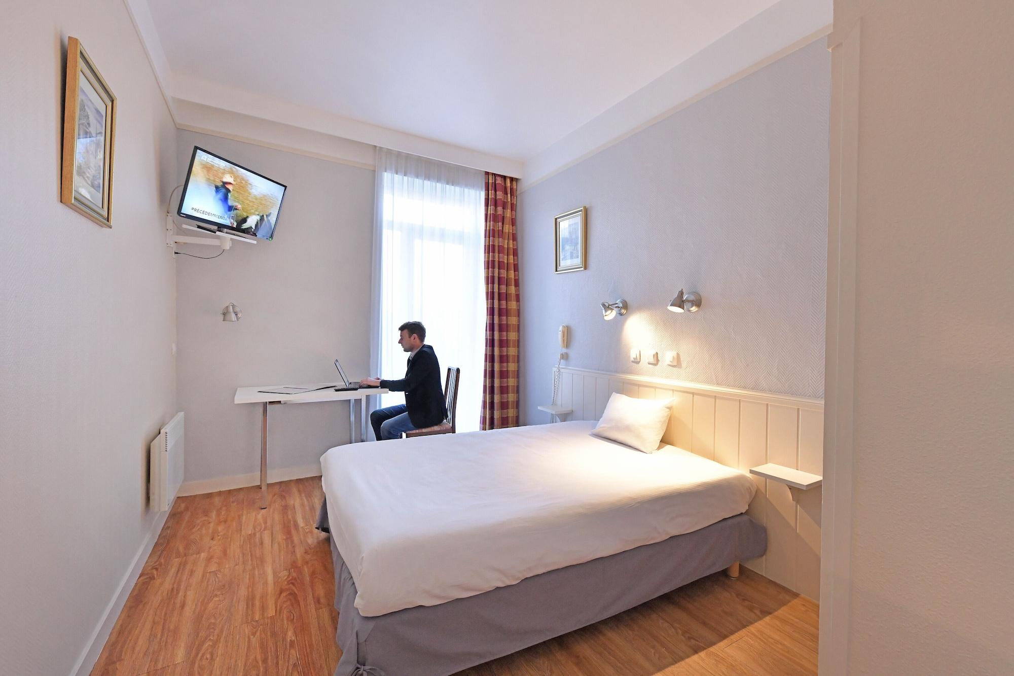 Hotel Saint-André à Clermont-Ferrand Extérieur photo