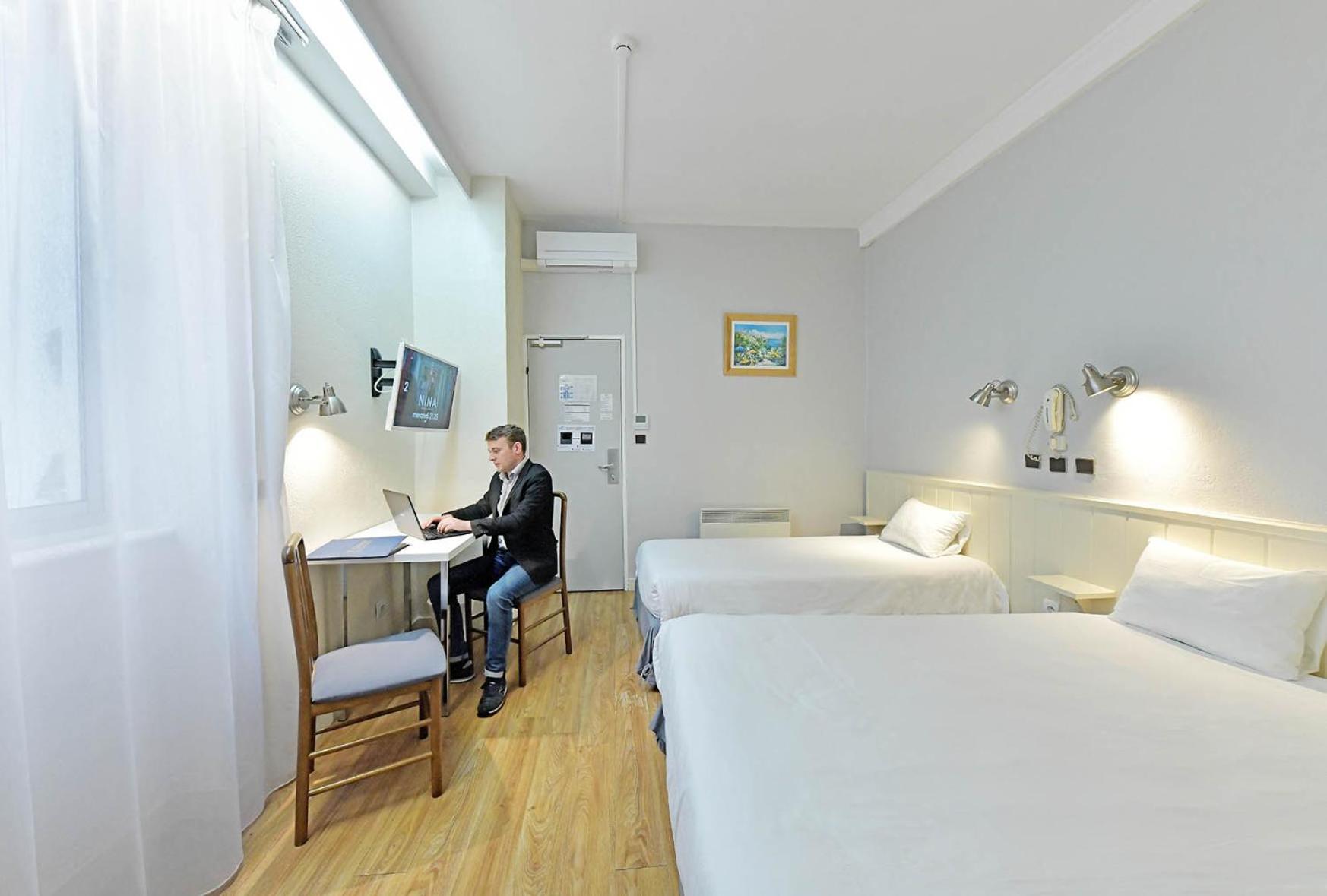 Hotel Saint-André à Clermont-Ferrand Extérieur photo